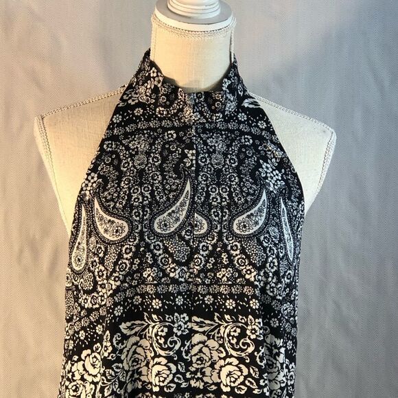 Altar’d State Black and White Sleeveless Choker Collar Dress Open Back M - Picture 3 of 11